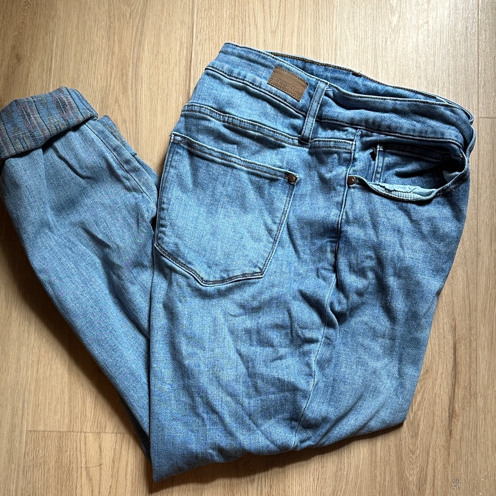 Judy Blue Light Blue Boyfriend Jeans